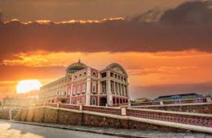 Gastronomias e Hotéis Top no Distrito Federal