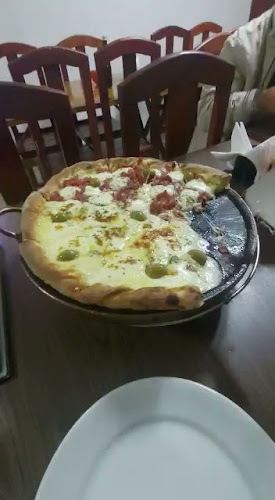 Opinii despre Pizzaria Tia Piquita în Barbacena - Gastronomia e hotelaria