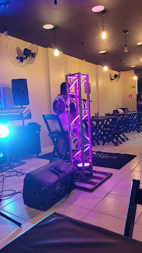 Opinii despre IN OFF - Pub Burguer Grill în Dias d'Ávila - Gastronomia e hotelaria