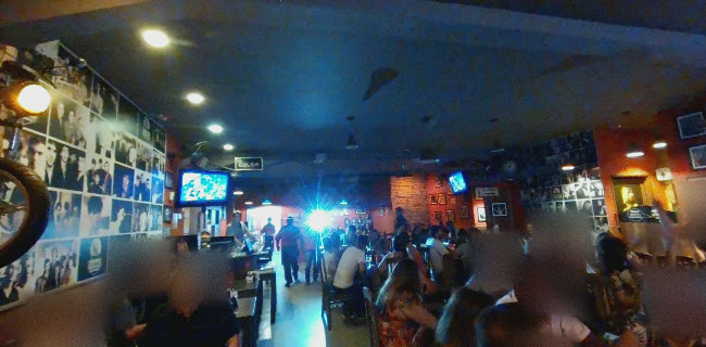 Na Garganta - Culture Pub