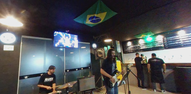 Av: Zezinho Magalhães, 734 - Vila Nova, Jaú - SP, 17203-380