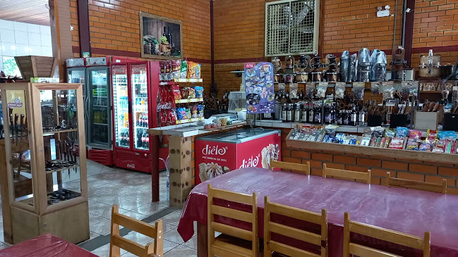 Opinii despre Casa do Vinho Restaurante e Lanchonete în Campos Novos - Gastronomia e hotelaria