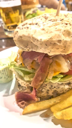 Opinii despre São Paulo Hamburgueria Santa Mônica în Florianópolis - Gastronomia e hotelaria