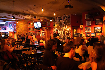 Na Garganta - Culture Pub