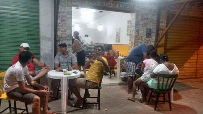 Opinii despre Lanchonete prensadão hot hot în Escada - Gastronomia e hotelaria