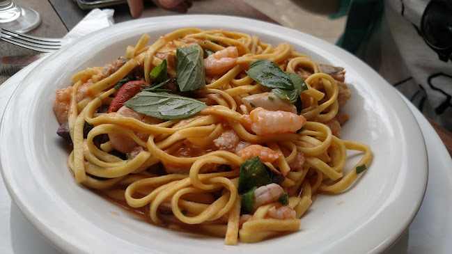 R. Cabral, 301 - Rio Branco, Porto Alegre - RS, 90420-121, Brasil