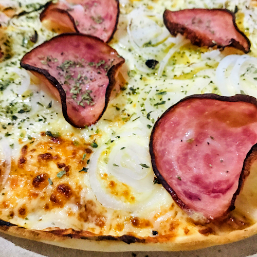 Massa fina e crocante pizzaria delivery - São Paulo