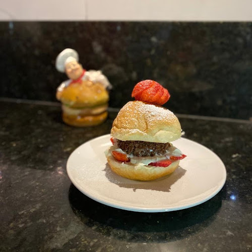 Ed'Burger Hamburgueria Artesanal - Gastronomia e hotelaria