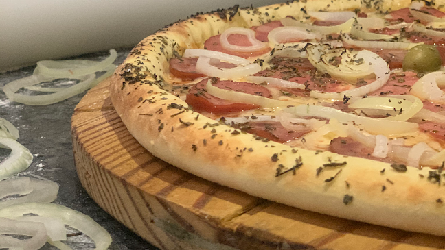 Opinii despre Compre Pizza Delivery în Caucaia - Gastronomia e hotelaria