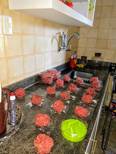 R. João Mota, 32 - Ferroviários, Cachoeiro de Itapemirim - ES, 29308-012