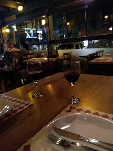 R. Leonel Pereira, 337 - Cachoeira do Bom Jesus, Florianópolis - SC, 88056-300