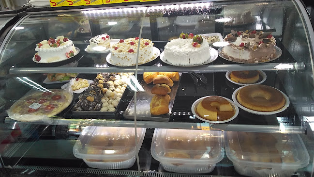 Opinii despre Caiuá Pães & Doces în Umuarama - Gastronomia e hotelaria