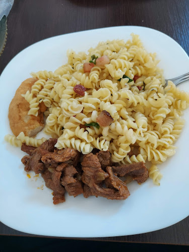 Opinii despre Restaurante My Friends Self Service e Marmitex în Atibaia - Gastronomia e hotelaria