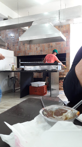 Av. Minas Gerais, 181 - Centro, Camboriú - SC, 88340-000, Brasil