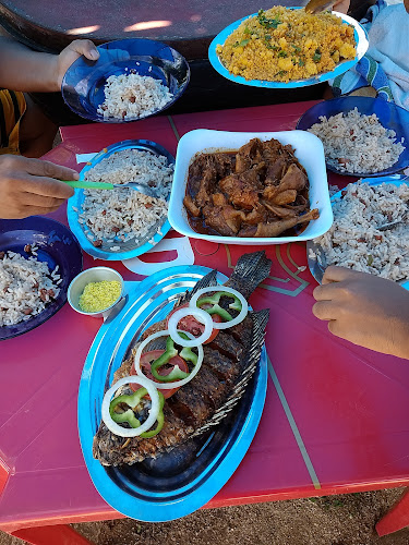 Opinii despre Balneário Ilha Bela în Guaiúba - Gastronomia e hotelaria