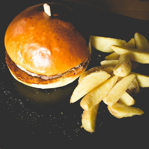 Comentarii opinii despre Container Burger & Bar