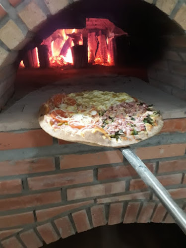 R. Gralha-Azul, 356 - Capela Velha, Araucária - PR, 83706-250, Brasil