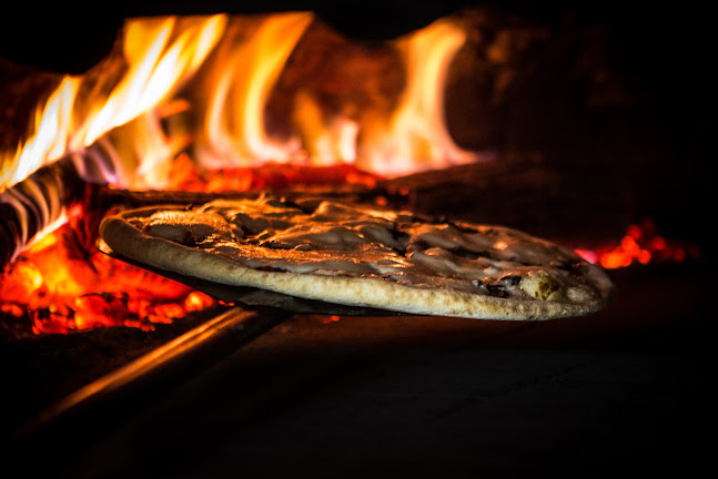 Pizzaria e Churrascaria Moraes - São Paulo