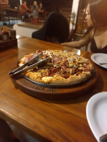 Av. Rio Grande do Sul, 1856 - Jardim Belvedere, Umuarama - PR, 87505-000, Brasil