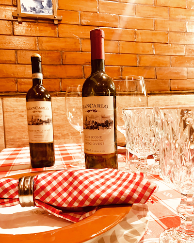 R. Álvares de Castro, n° 1301 - Araçatiba, Maricá - RJ, 24901-300, Brasil