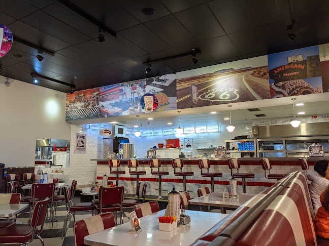 Johnny Rockets - Gastronomia e hotelaria
