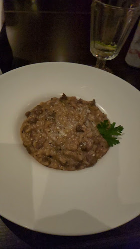 Ticiana Werner Restaurante & Wine Bar - Gastronomia e hotelaria