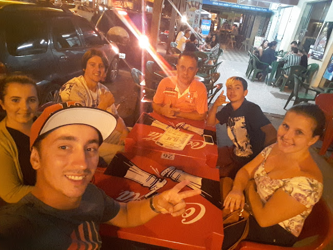 Cinebar Lanches - Gastronomia e hotelaria