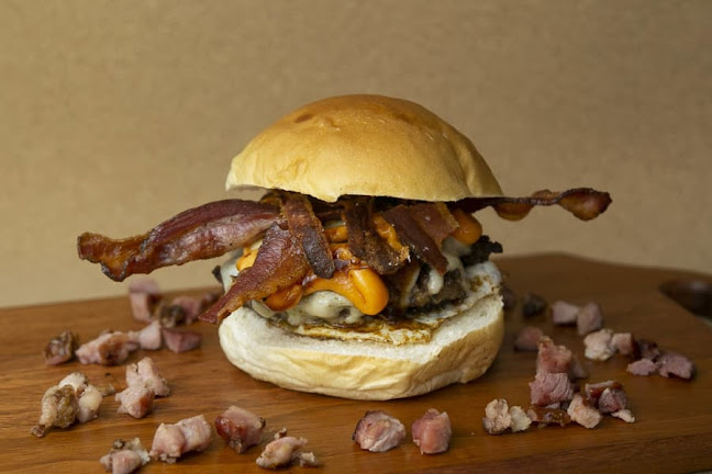 TRAILLER DO MAIKÃO HAMBURGUERIA - Gastronomia e hotelaria