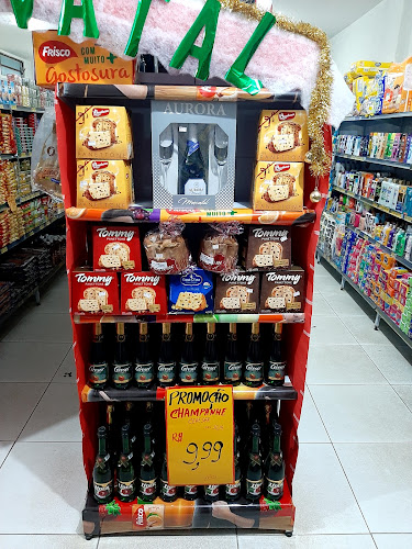 Opinii despre Mercadinho Carreteiro în São Bento do Una - Gastronomia e hotelaria