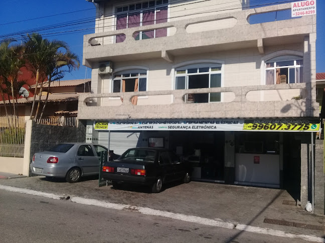 Canas Bar - Gastronomia e hotelaria