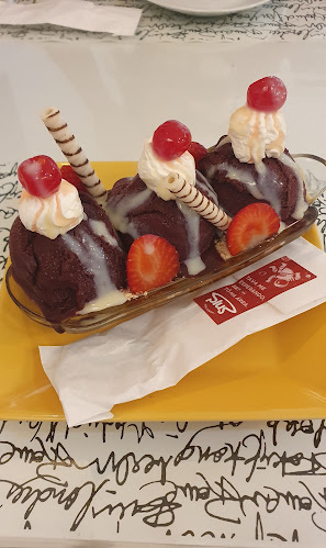 Gelato Point - Gastronomia e hotelaria