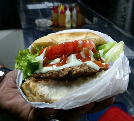 Praça Rui Barbosa, 365 - Centro, Petrópolis - RJ, 25600-000