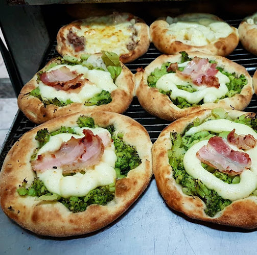 DIONES PIZZA - Gastronomia e hotelaria