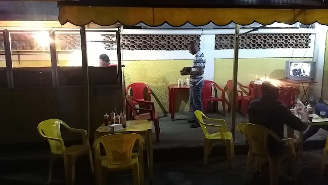 Opinii despre X-Tudo da Mônica în Rio Bonito - Gastronomia e hotelaria