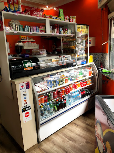 Condomínio Predio Mello Peixoto - R. Carlos Comenale, 281 - bloco 2 - Bela Vista, São Paulo - SP, 01332-030, Brasil