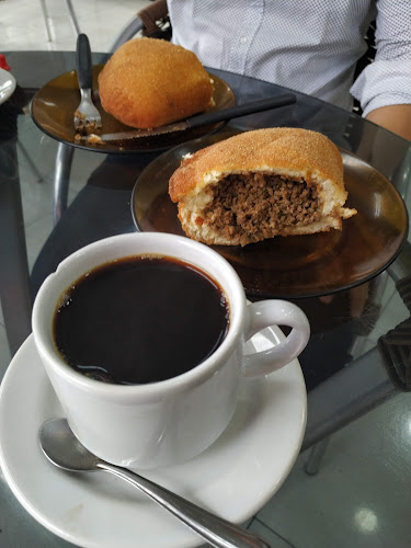 Caiuá Pães & Doces - Gastronomia e hotelaria