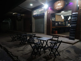 Burgueria e açaí tocalll