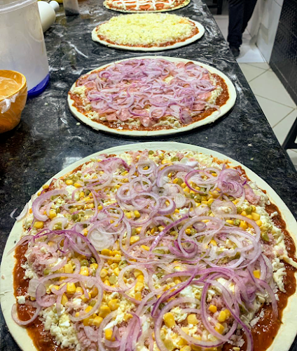 Bartoli's Pizzaria - Gastronomia e hotelaria