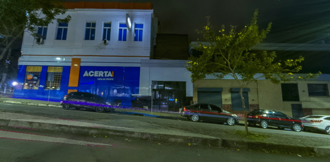 Comentarii opinii despre Cachorrâo do Claudião Centro