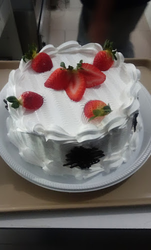 Opinii despre Padaria & Confeitaria De Mello's în Alvorada - Gastronomia e hotelaria