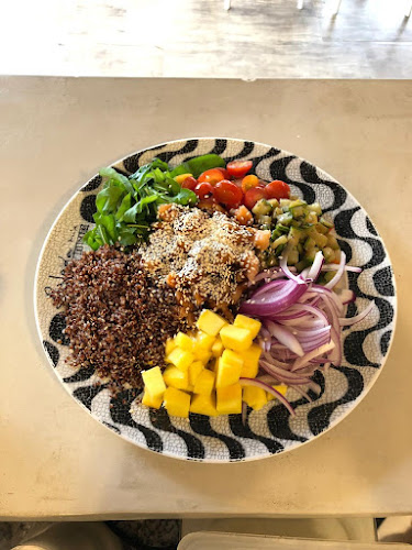 Opinii despre Balada Mix Maresias în São Sebastião - Gastronomia e hotelaria