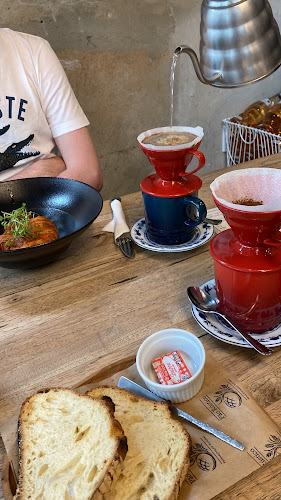 junto ao Méditerranée - R. 3250, 100 - sala 6 e 7 - Centro, Balneário Camboriú - SC, 88330-278