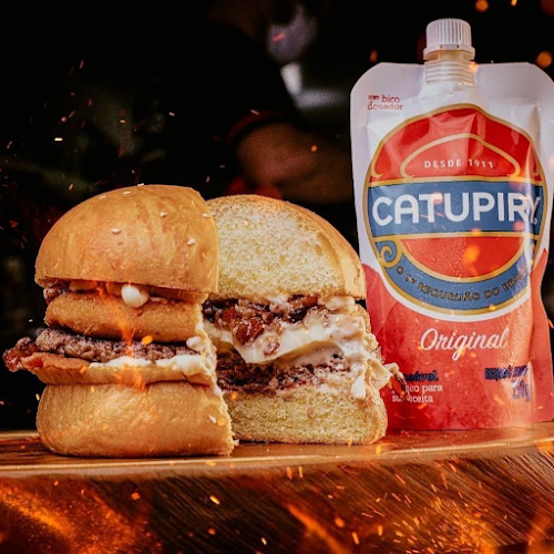 Paulo's Burguers - Gastronomia e hotelaria