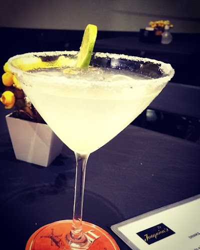 Joaquina’s Bar & Café - Gastronomia e hotelaria