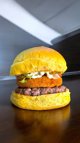 Av. Conde de Serra Negra, 550 - Vila Maria, Botucatu - SP, 18611-348