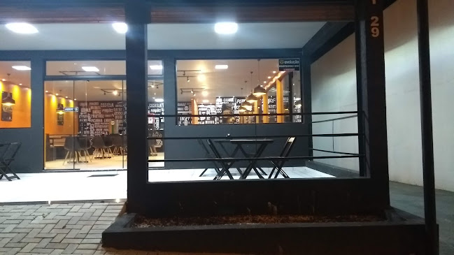 R. Balduíno Taques, 1929 - Órfãs, Ponta Grossa - PR, 84015-255, Brasil