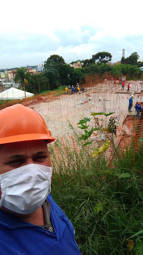 Opinii despre onde os loucos se reunem în Betim - Gastronomia e hotelaria