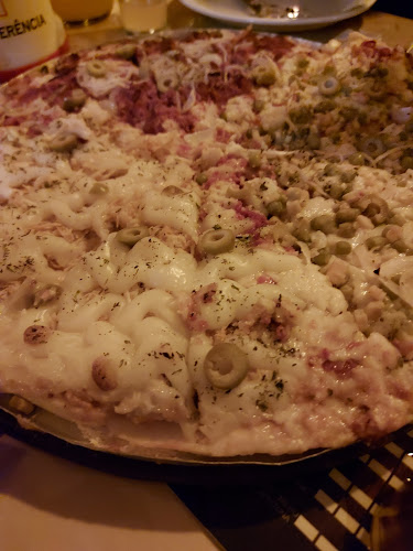 Pizzaria Deus é Bom - Gastronomia e hotelaria