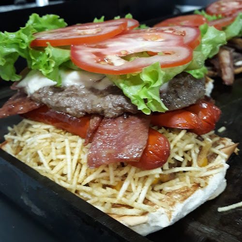 Av. Pedro Álvares Cabral, 2-90 - Centro, Vilhena - RO, 76980-000, Brasil