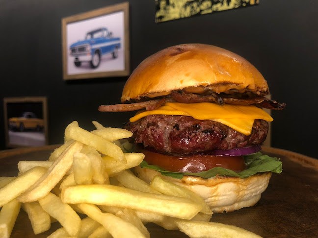 Xiru Burguer's - Gastronomia e hotelaria